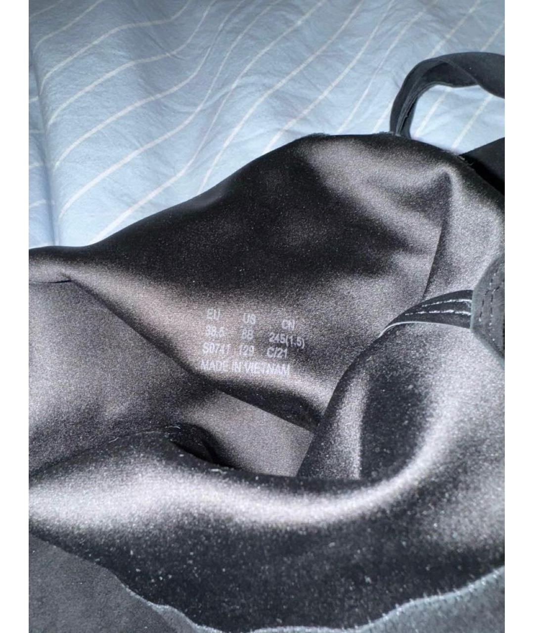 STUART WEITZMAN Черные замшевые ботфорты, фото 4