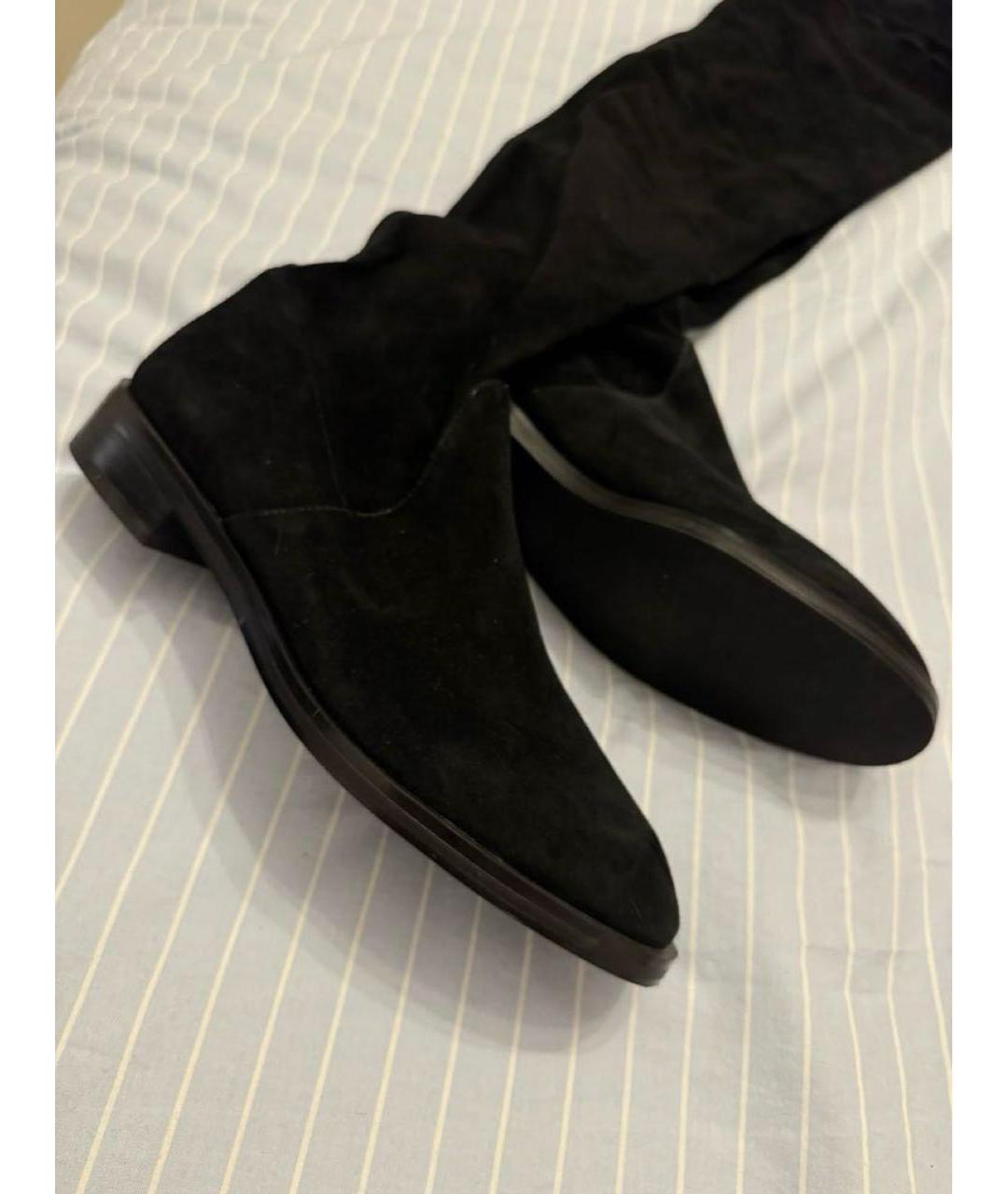 STUART WEITZMAN Черные замшевые ботфорты, фото 8