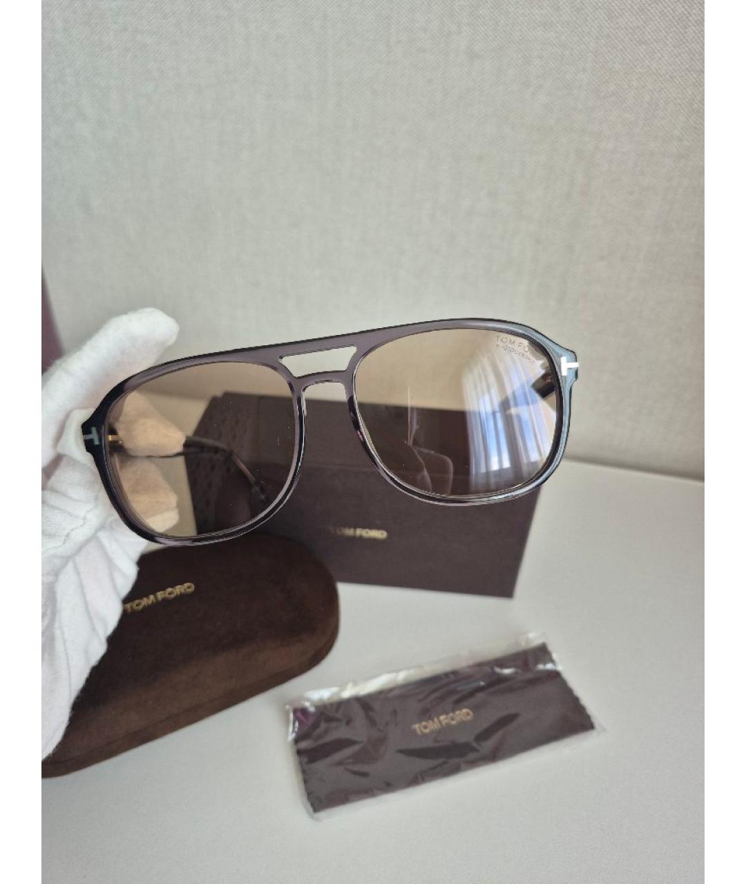 TOM FORD Бежевые пластиковые солнцезащитные очки, фото 4