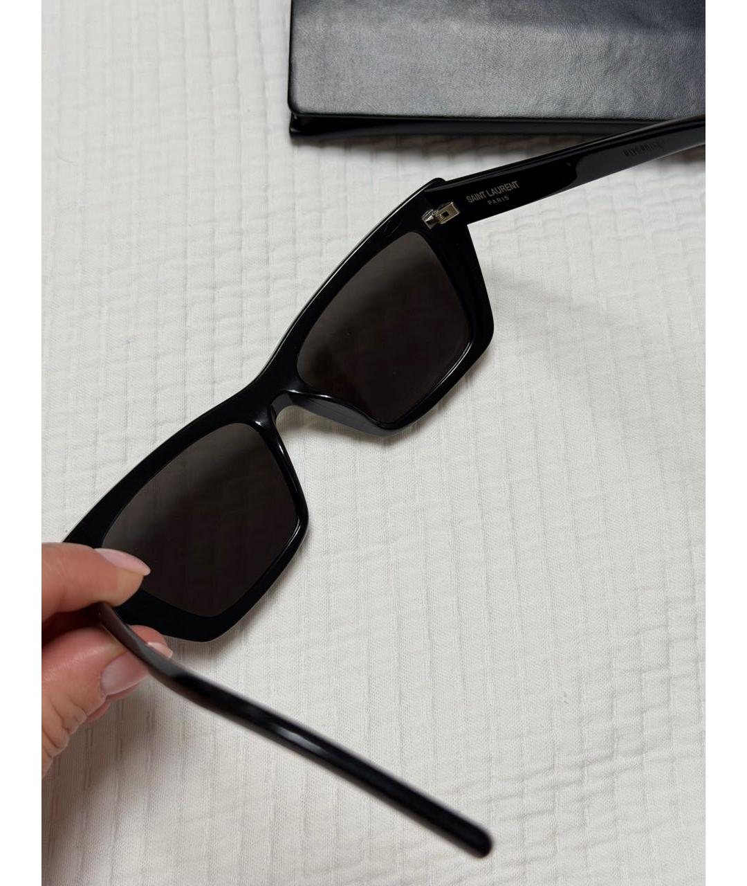 SAINT LAURENT Черные пластиковые солнцезащитные очки, фото 3