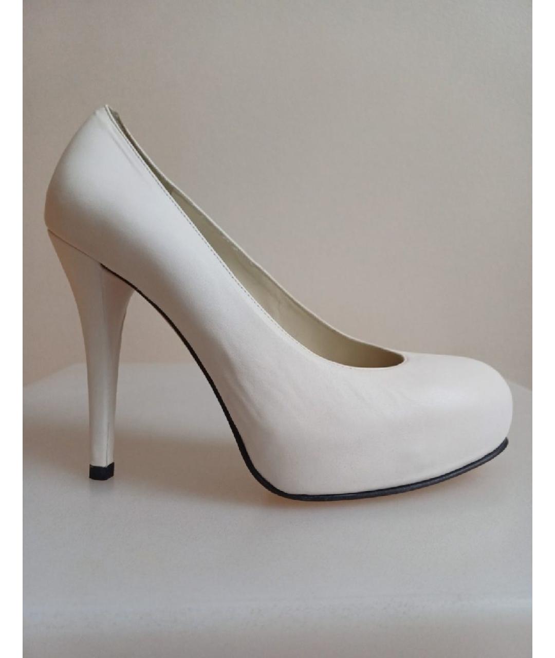 STUART WEITZMAN Белые кожаные туфли, фото 10