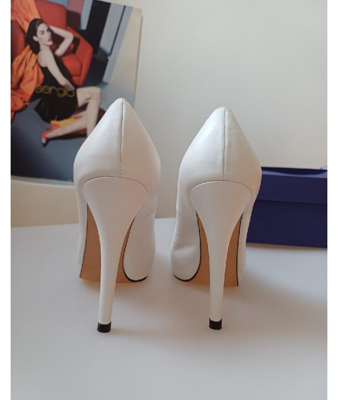 STUART WEITZMAN Белые кожаные туфли, фото 8