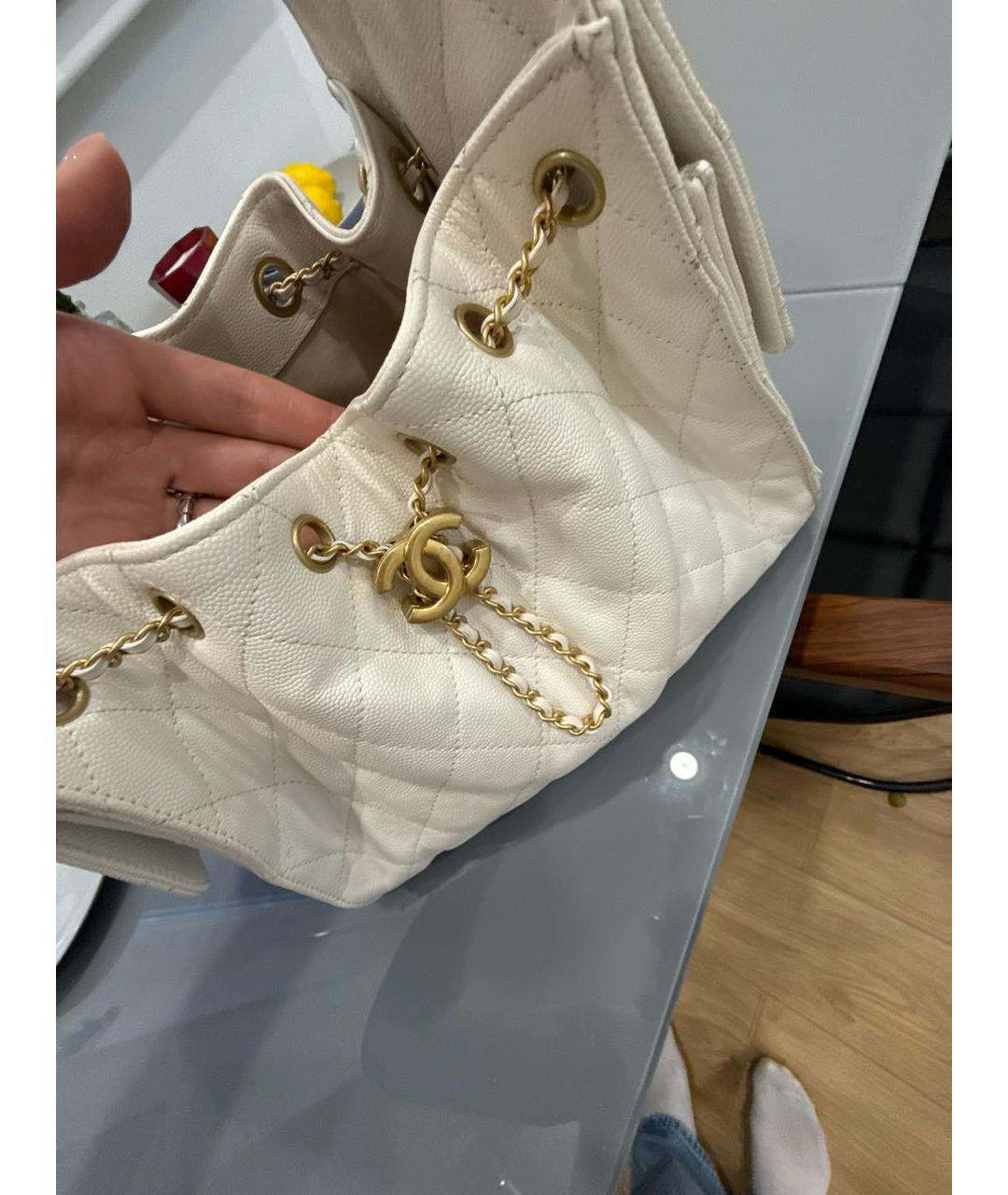 CHANEL Белая кожаная сумка через плечо, фото 7