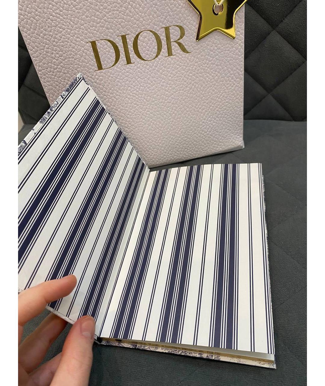 CHRISTIAN DIOR Книга, фото 3