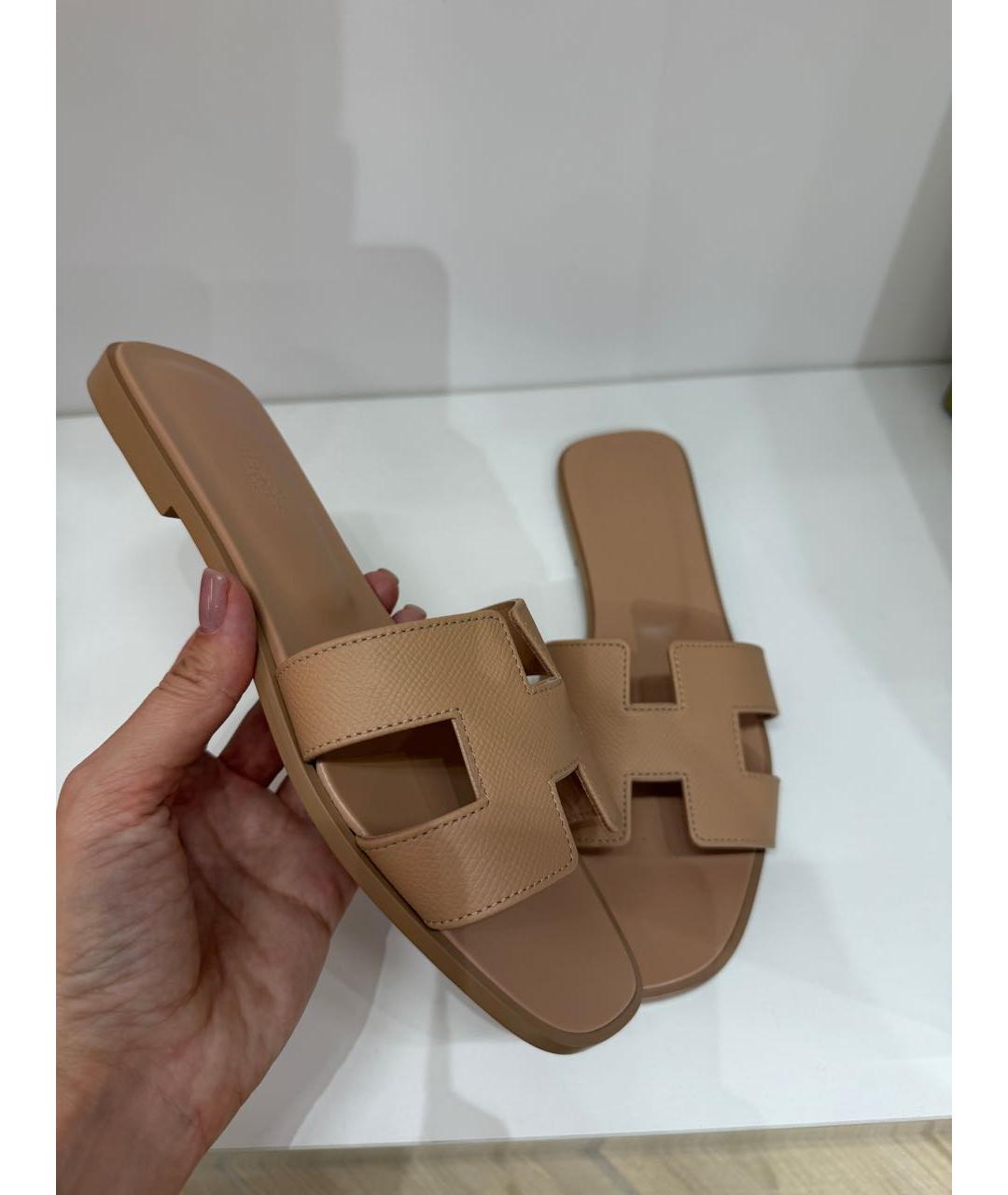 HERMES Бежевые кожаные шлепанцы, фото 2
