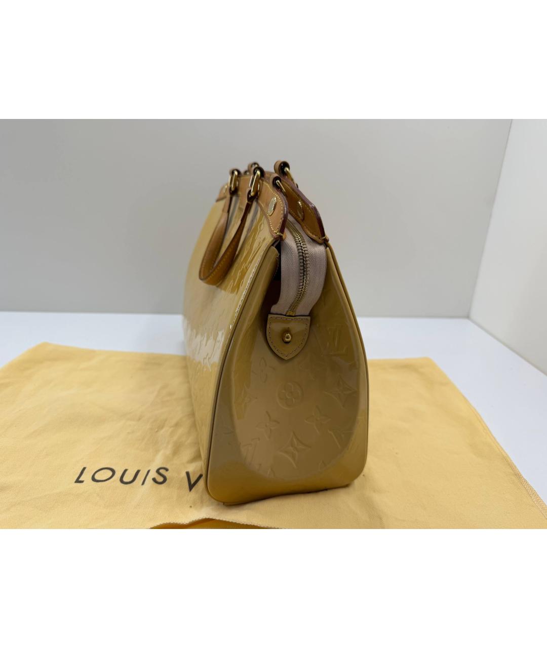 LOUIS VUITTON Бежевая сумка с короткими ручками из лакированной кожи, фото 5