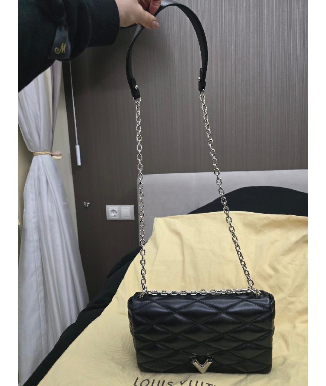 LOUIS VUITTON Черная кожаная сумка через плечо, фото 6