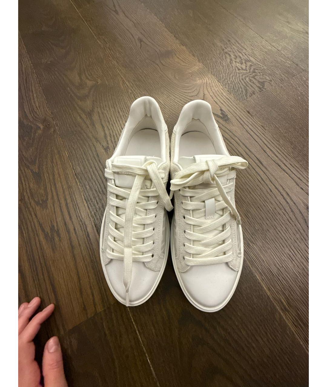 BALMAIN Белые кожаные кроссовки, фото 2