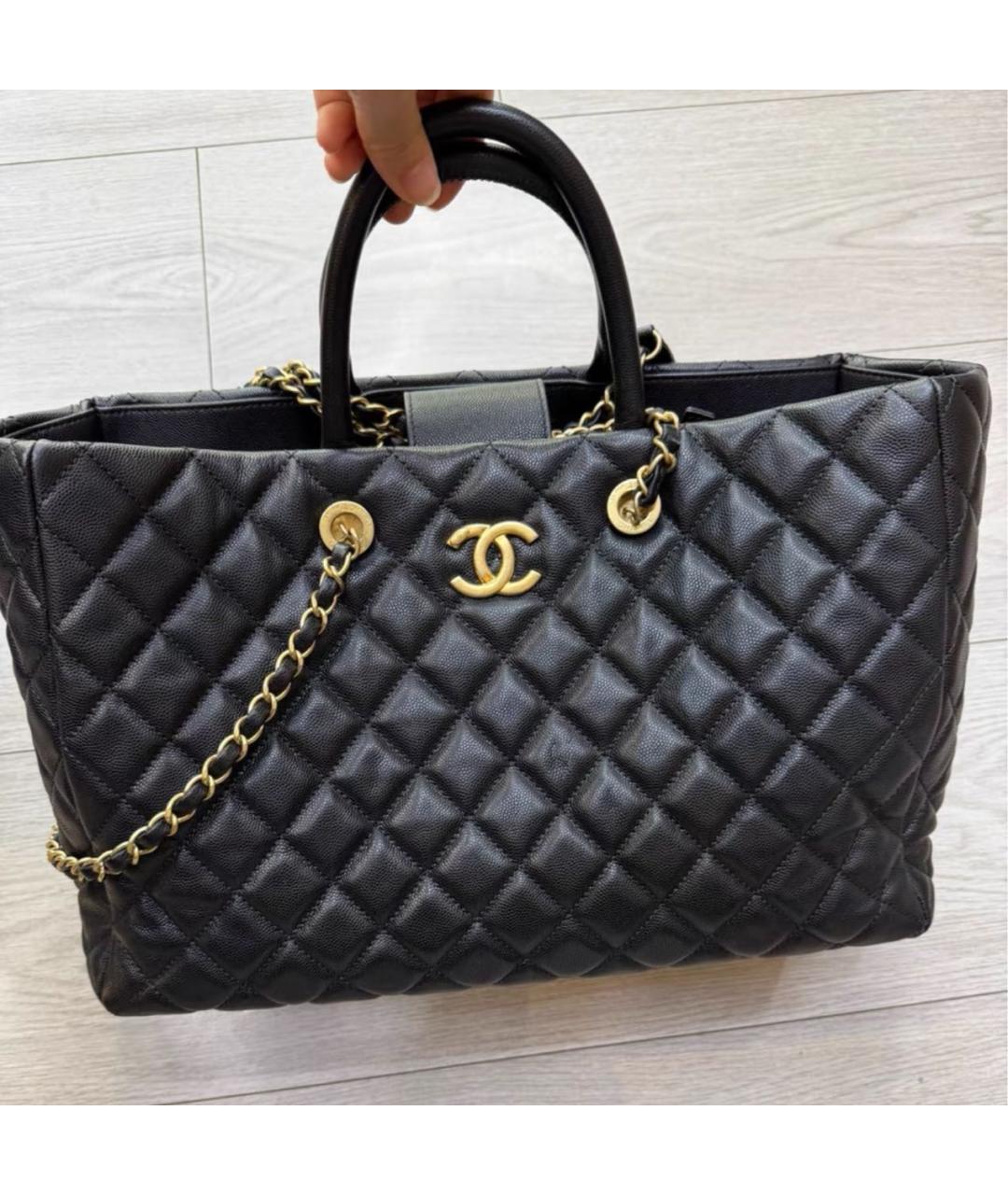 CHANEL Черная кожаная сумка тоут, фото 2