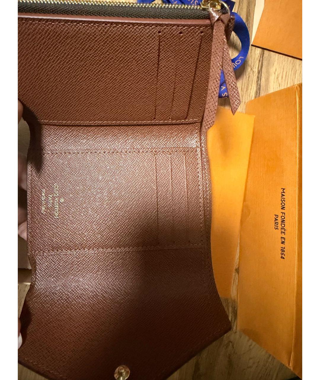 LOUIS VUITTON Коричневый кошелек, фото 4