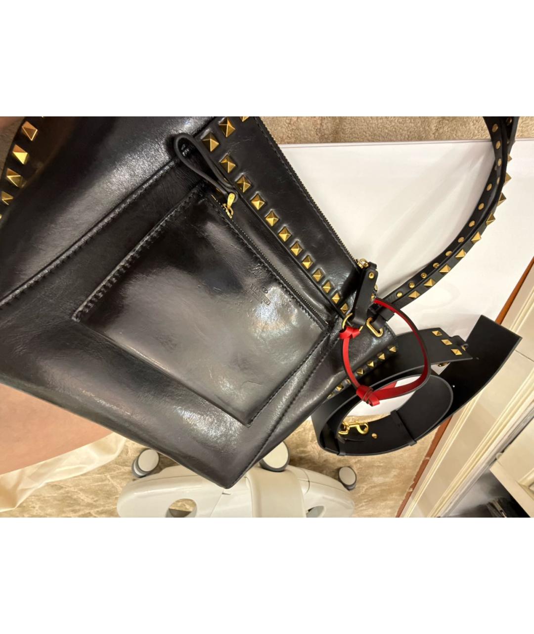 VALENTINO Черная кожаная сумка тоут, фото 8