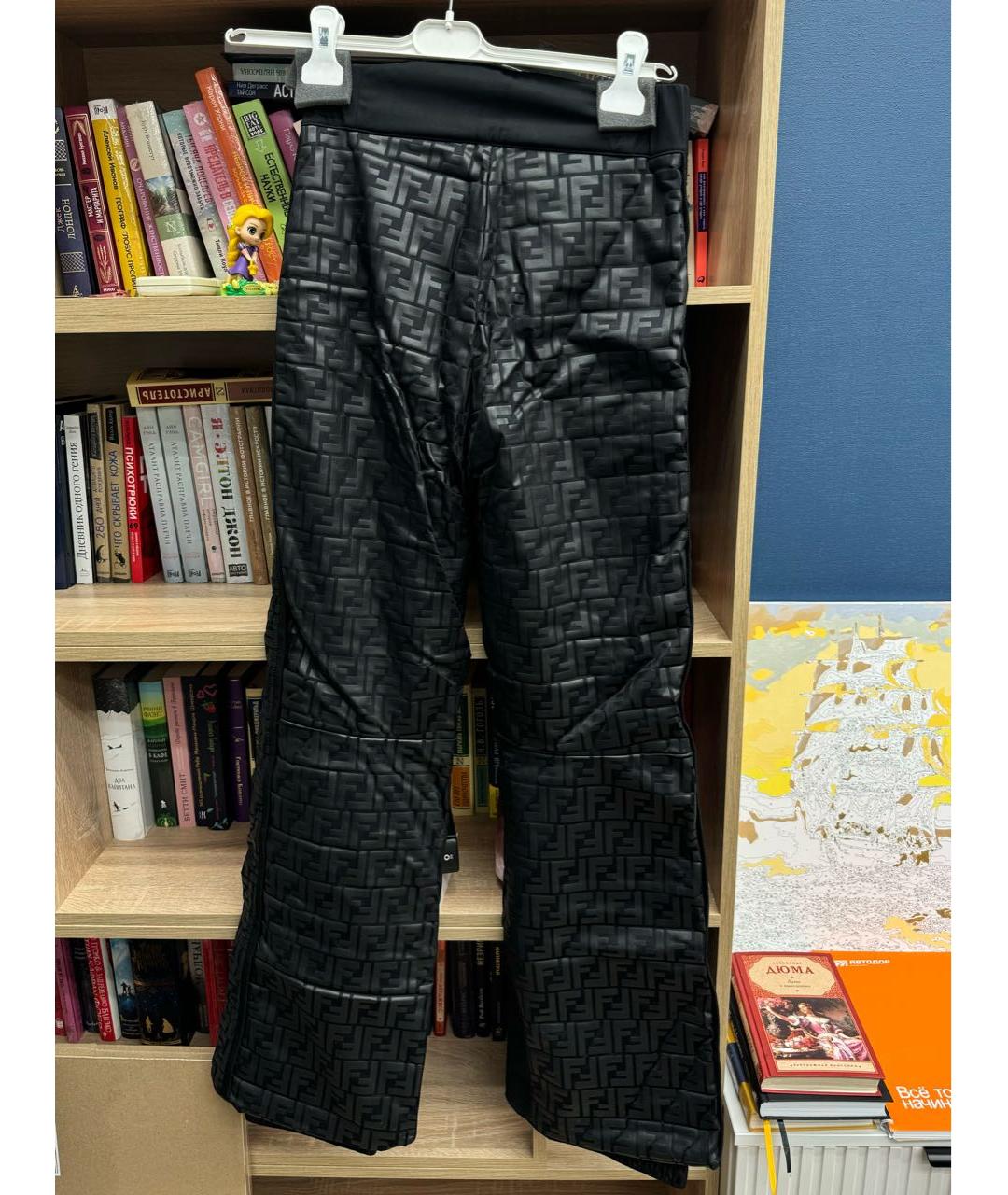 FENDI Черные полиамидовые спортивные брюки и шорты, фото 2