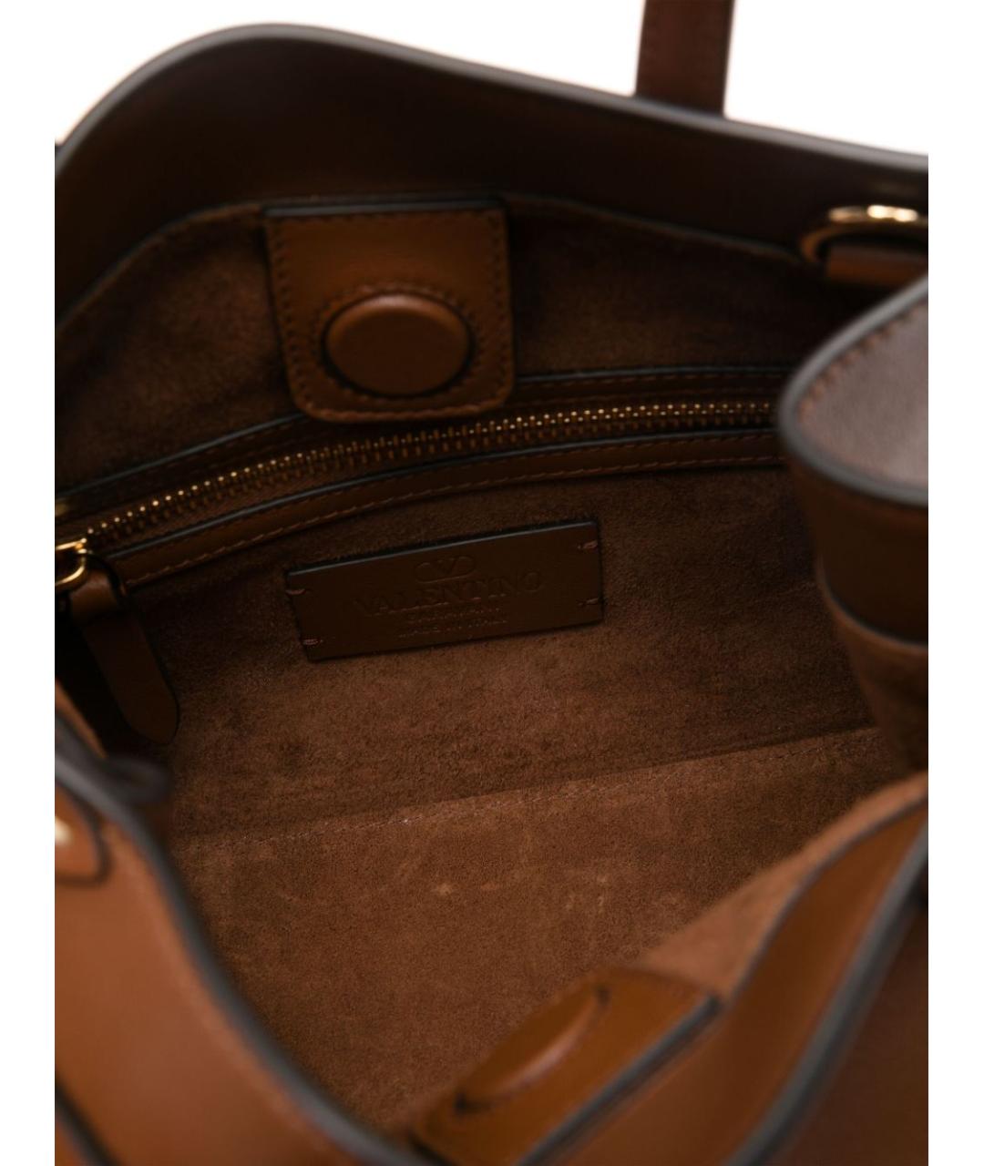 VALENTINO Коричневая кожаная сумка через плечо, фото 5
