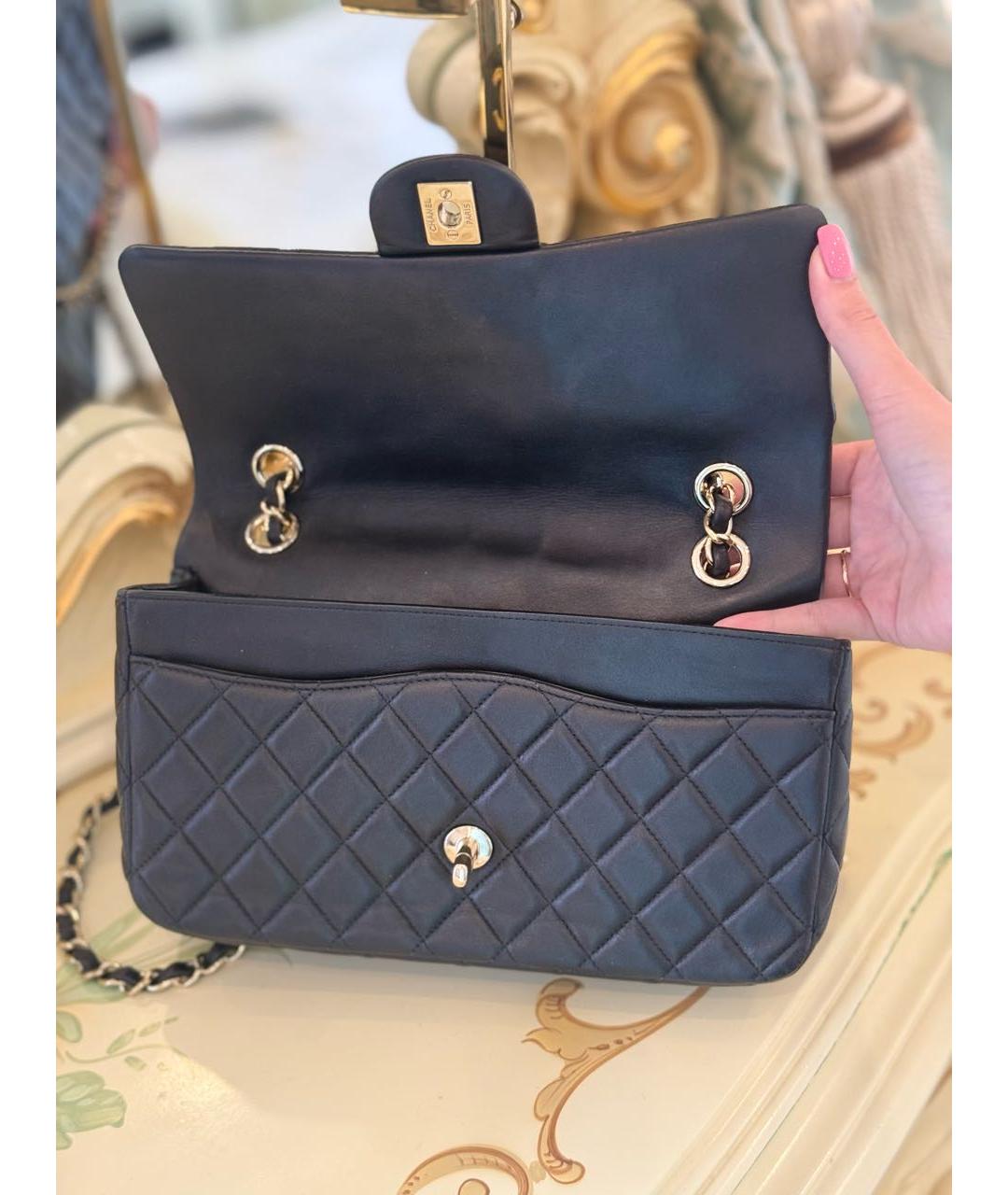 CHANEL Черная кожаная сумка через плечо, фото 7