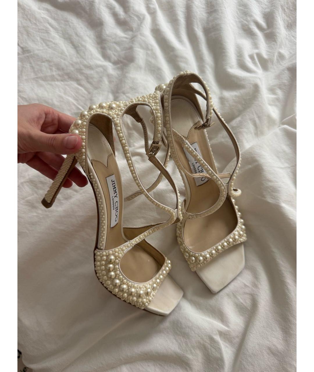 JIMMY CHOO Белые туфли из лакированной кожи, фото 7