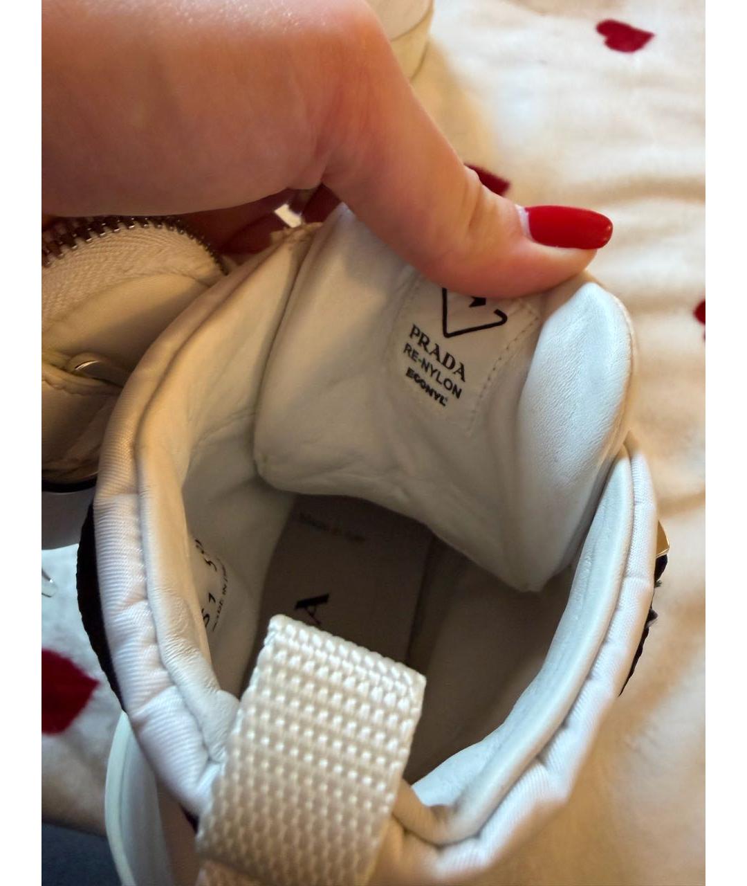 PRADA Белые кеды, фото 4