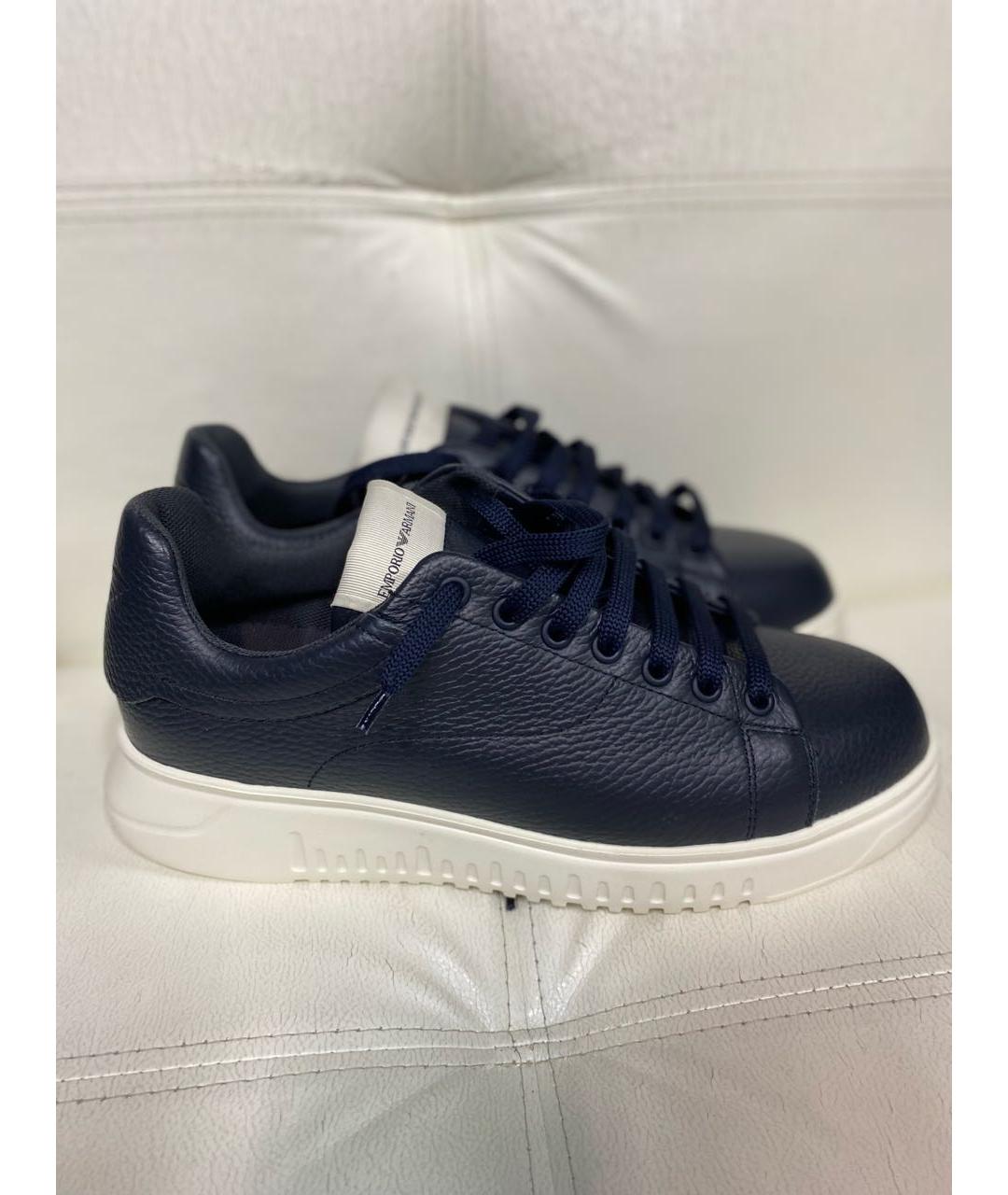 EMPORIO ARMANI Темно-синие кожаные низкие кроссовки / кеды, фото 6