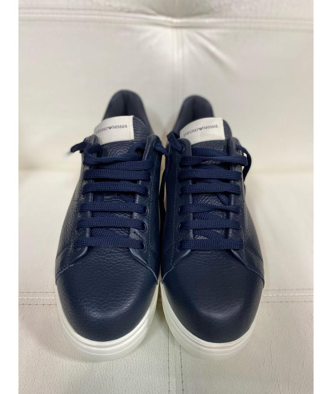 EMPORIO ARMANI Темно-синие кожаные низкие кроссовки / кеды, фото 2