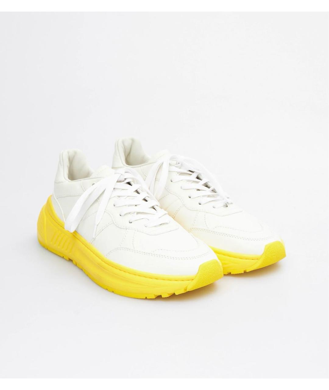 BOTTEGA VENETA Белые кожаные низкие кроссовки / кеды, фото 2