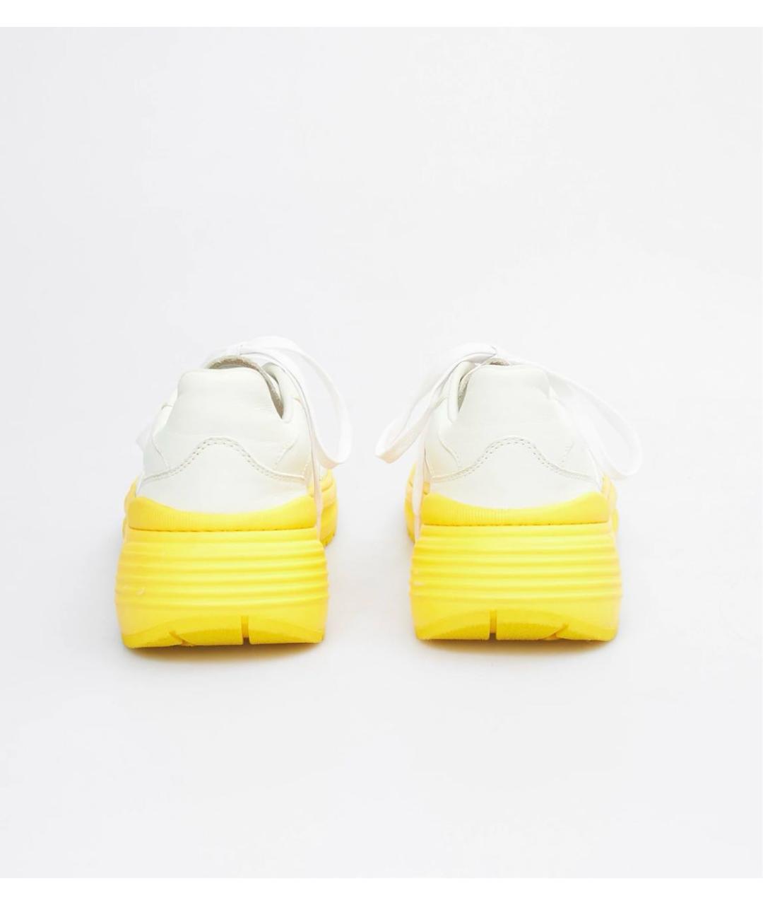 BOTTEGA VENETA Белые кожаные низкие кроссовки / кеды, фото 4