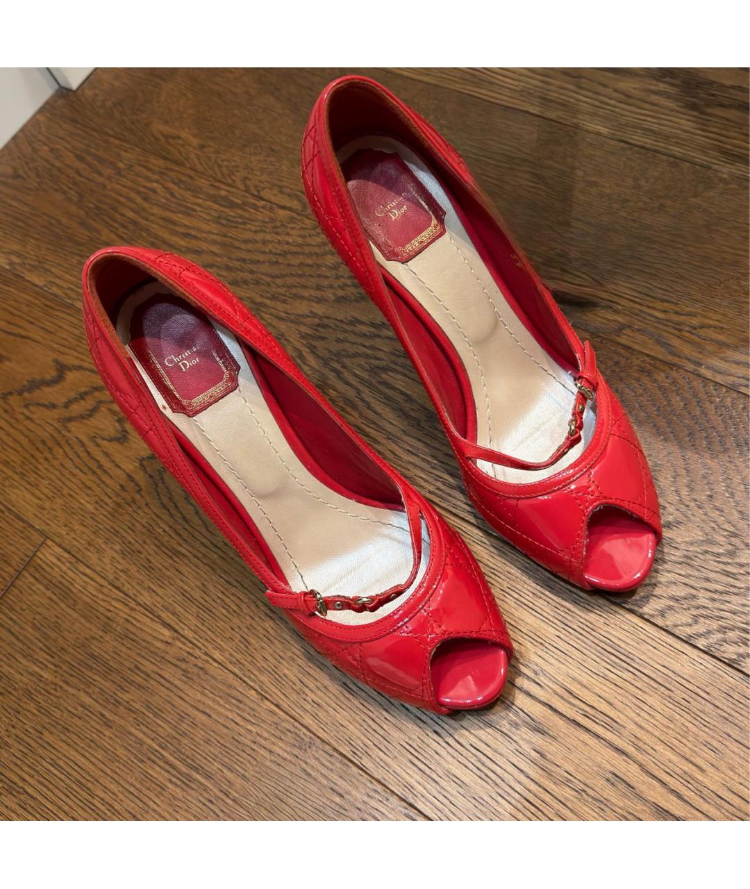 CHRISTIAN DIOR Коралловые туфли из лакированной кожи, фото 3