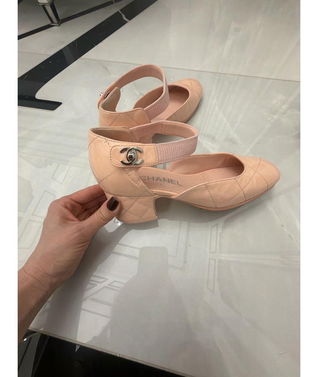 CHANEL Розовые туфли из лакированной кожи, фото 7