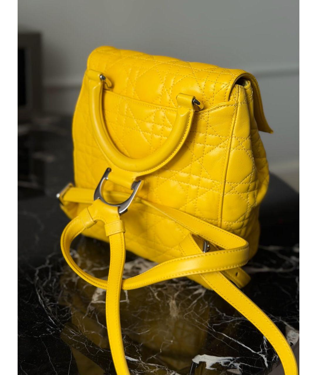 CHRISTIAN DIOR Желтый кожаный рюкзак, фото 3