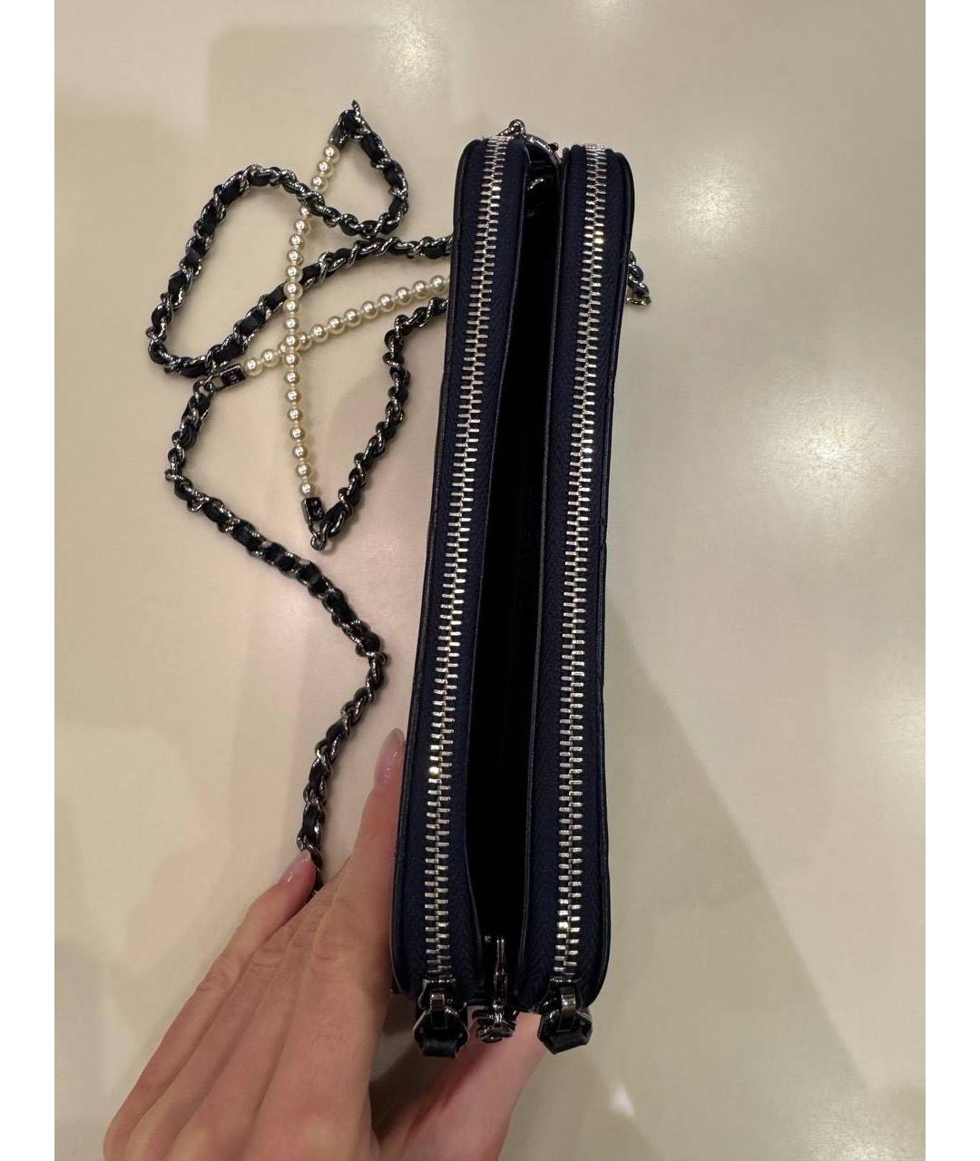 CHANEL Темно-синяя кожаная сумка через плечо, фото 4