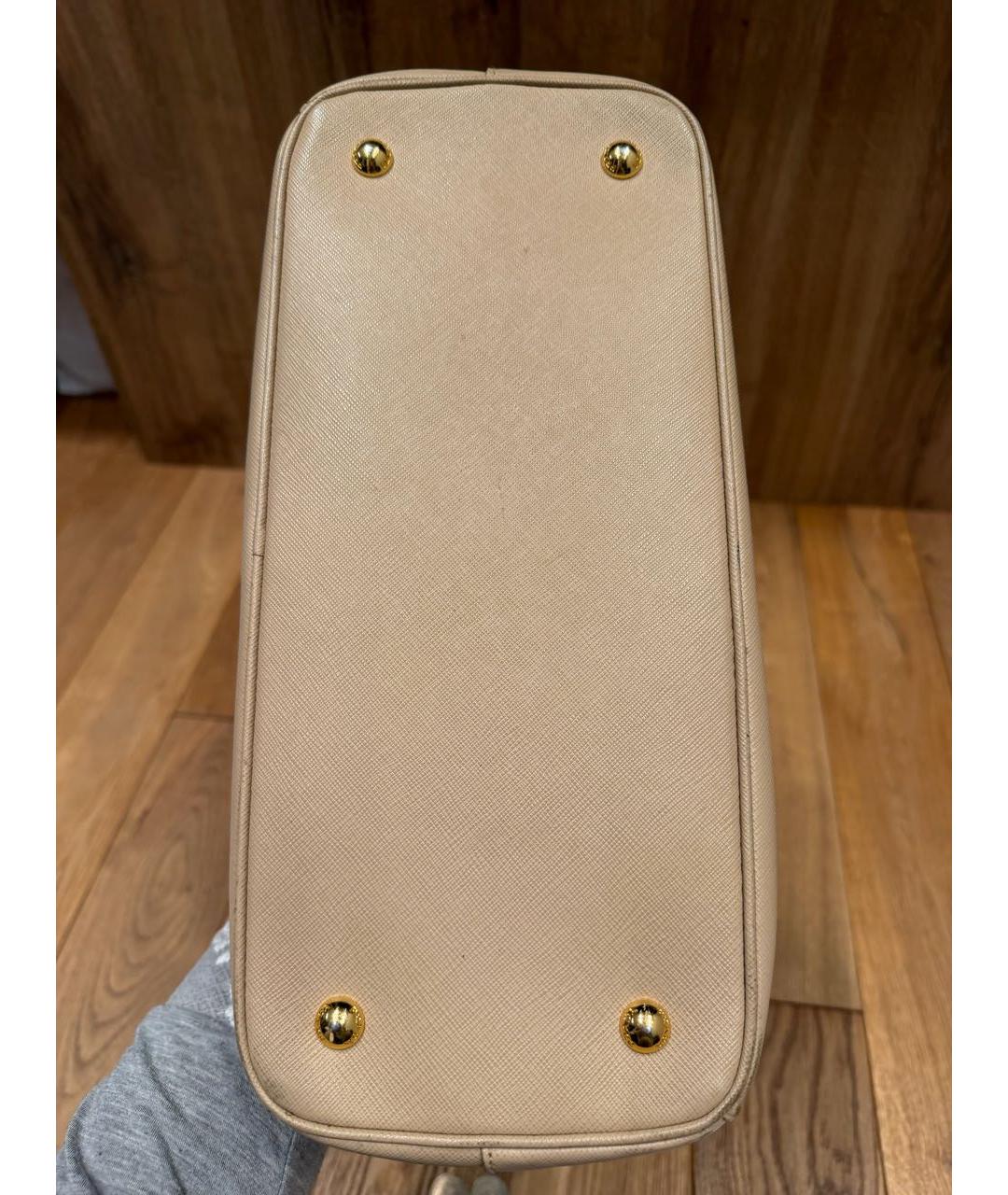 PRADA Бежевая кожаная сумка с короткими ручками, фото 7