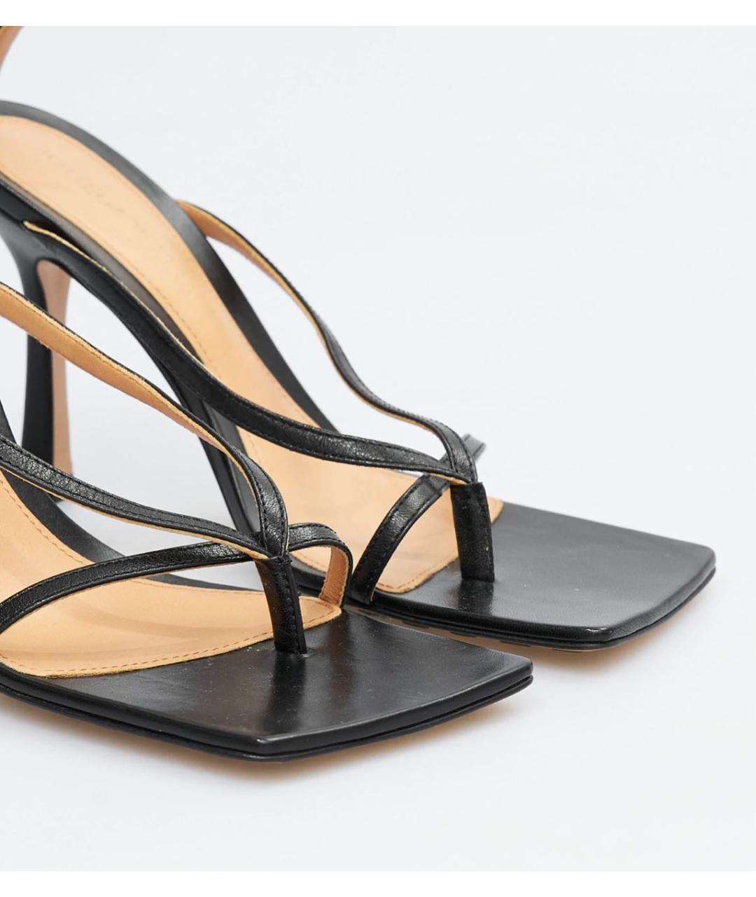 BOTTEGA VENETA Черные кожаные босоножки, фото 3