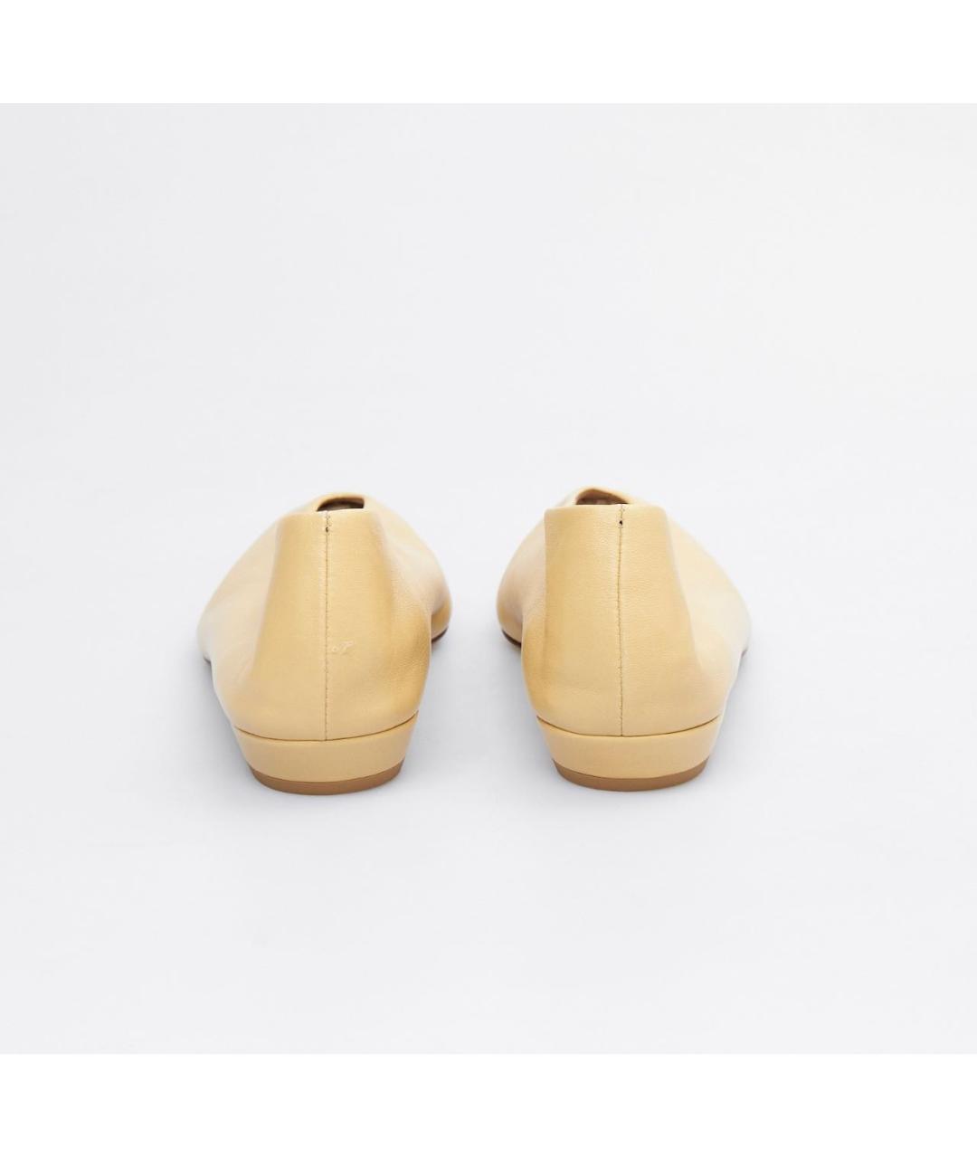 BOTTEGA VENETA Бежевые кожаные балетки, фото 4