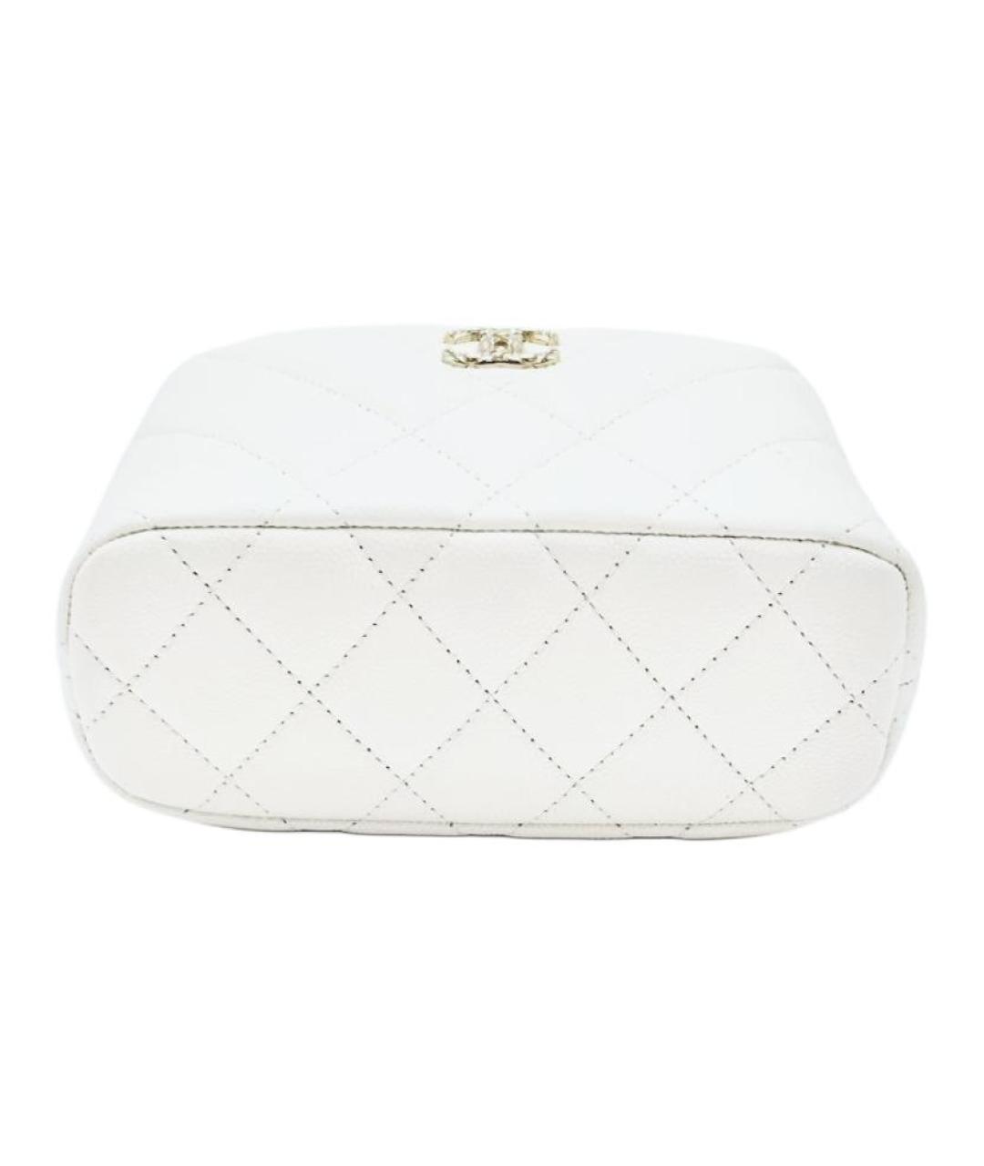 CHANEL Белая кожаная сумка через плечо, фото 3