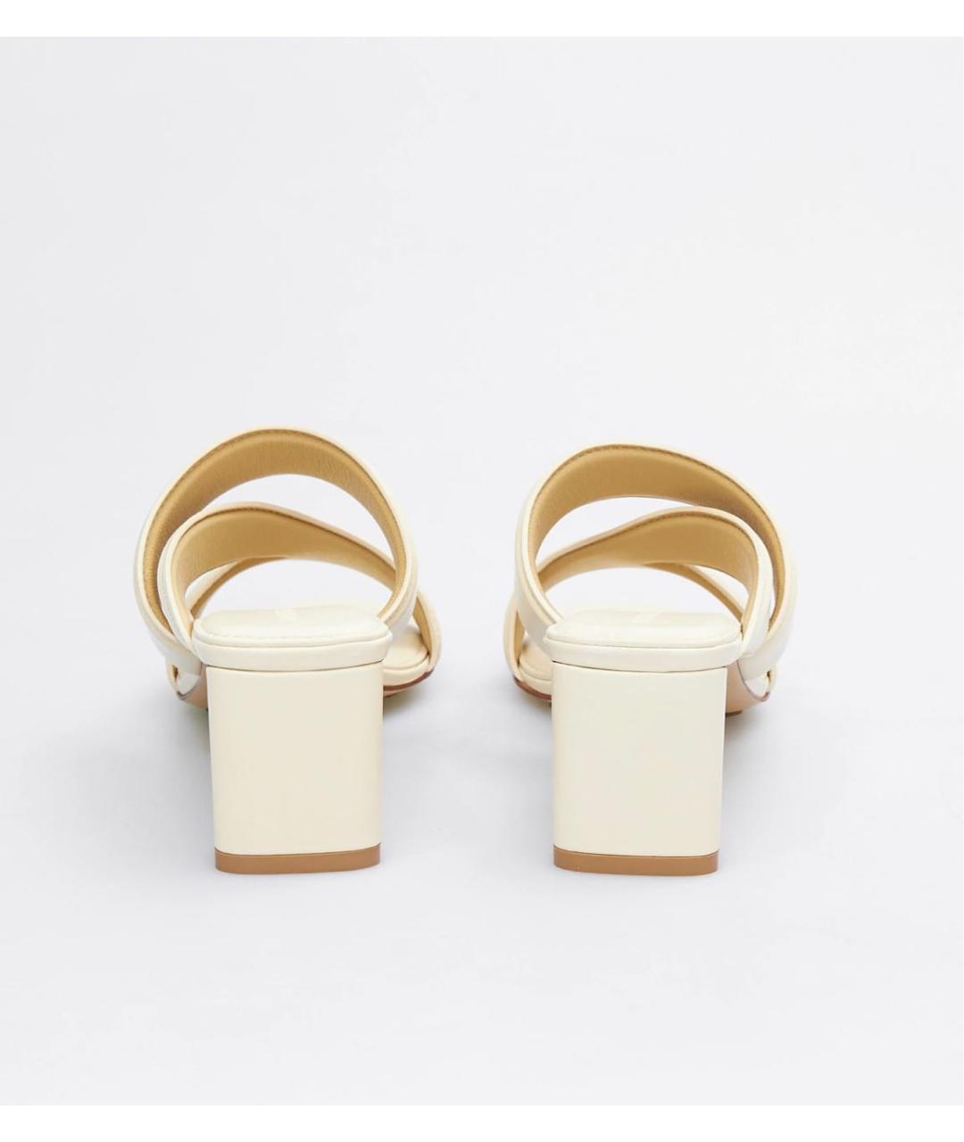 BOTTEGA VENETA Бежевые кожаные босоножки, фото 4