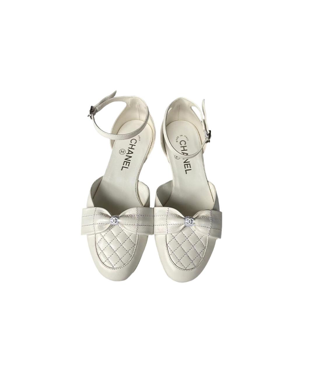 CHANEL Белые кожаные туфли, фото 3