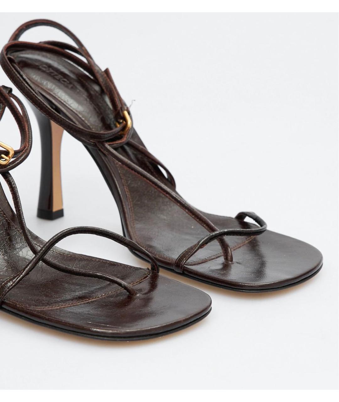 BOTTEGA VENETA Коричневые кожаные босоножки, фото 3