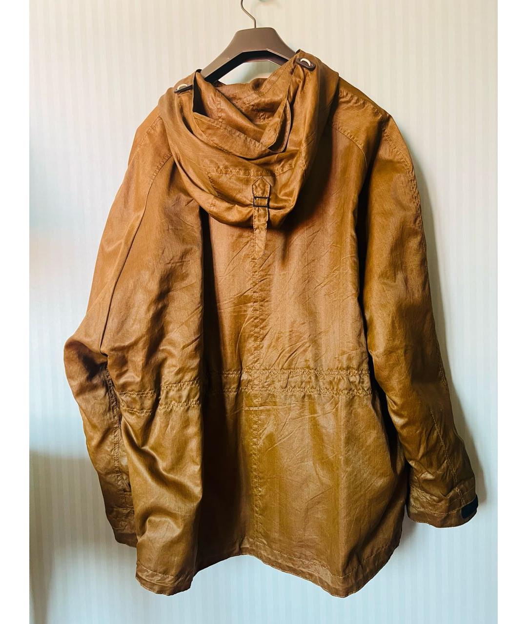 BURBERRY Горчичная полиамидовая куртка, фото 2