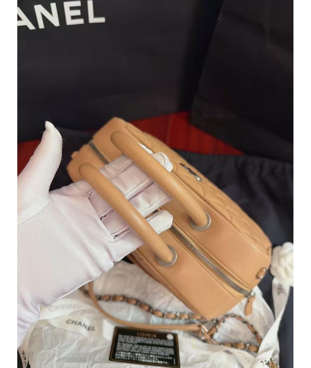 CHANEL Кожаная сумка через плечо, фото 4