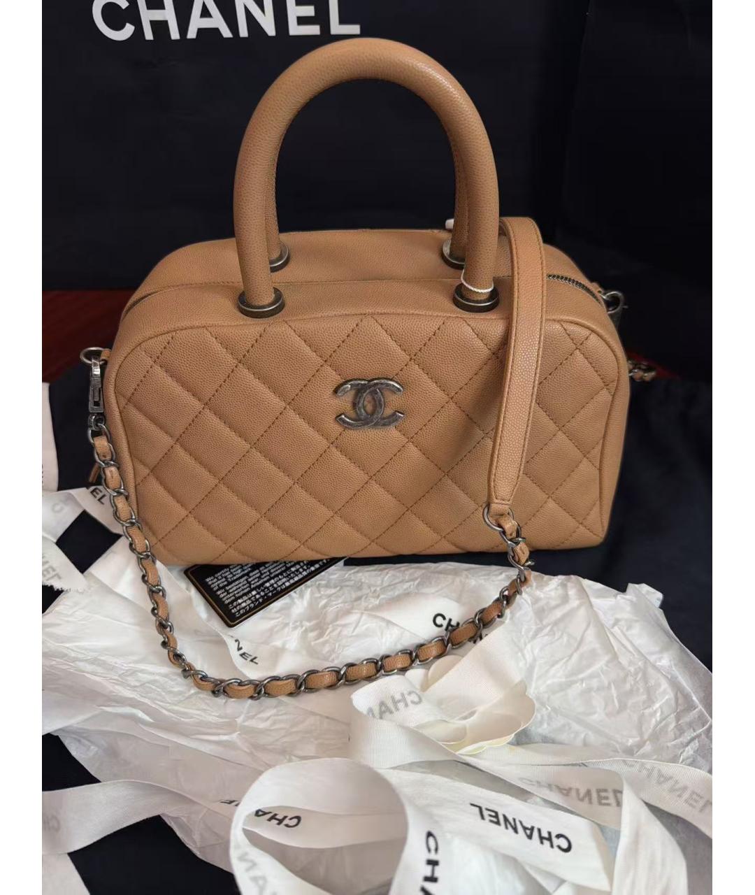 CHANEL Кожаная сумка через плечо, фото 2