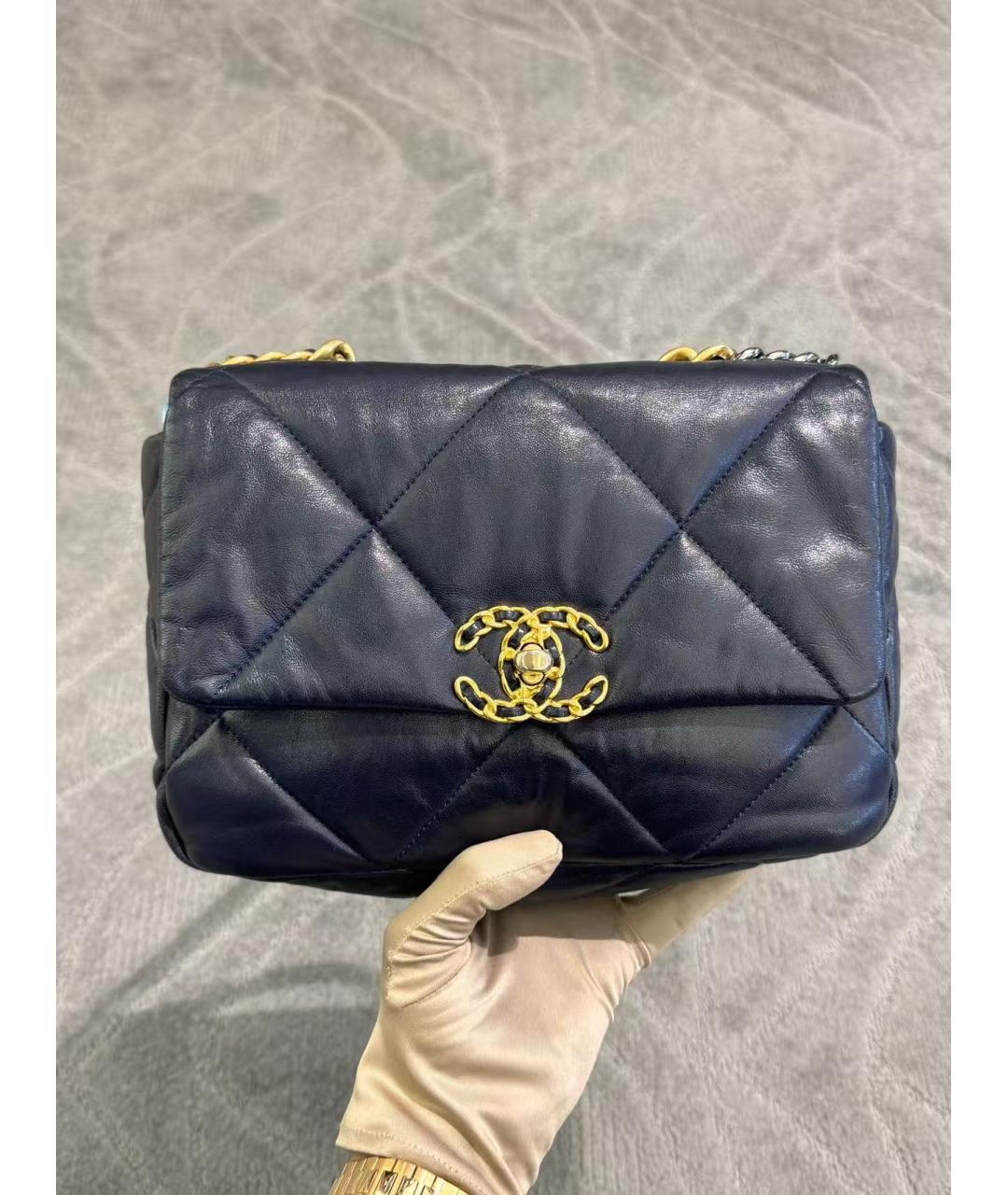 CHANEL Голубая кожаная сумка через плечо, фото 2