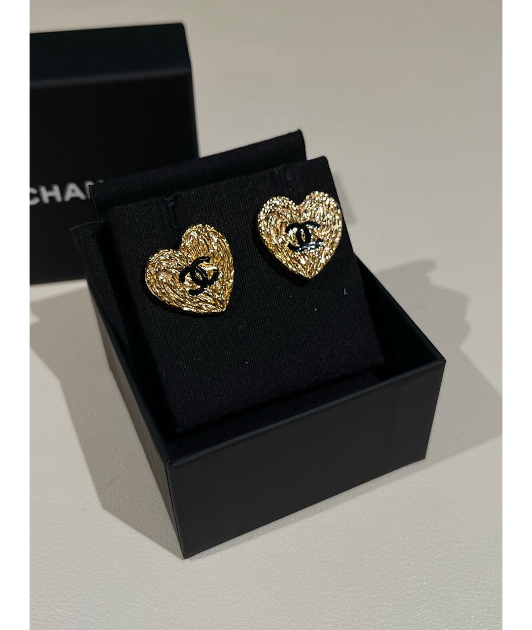 CHANEL Золотые металлические серьги, фото 2