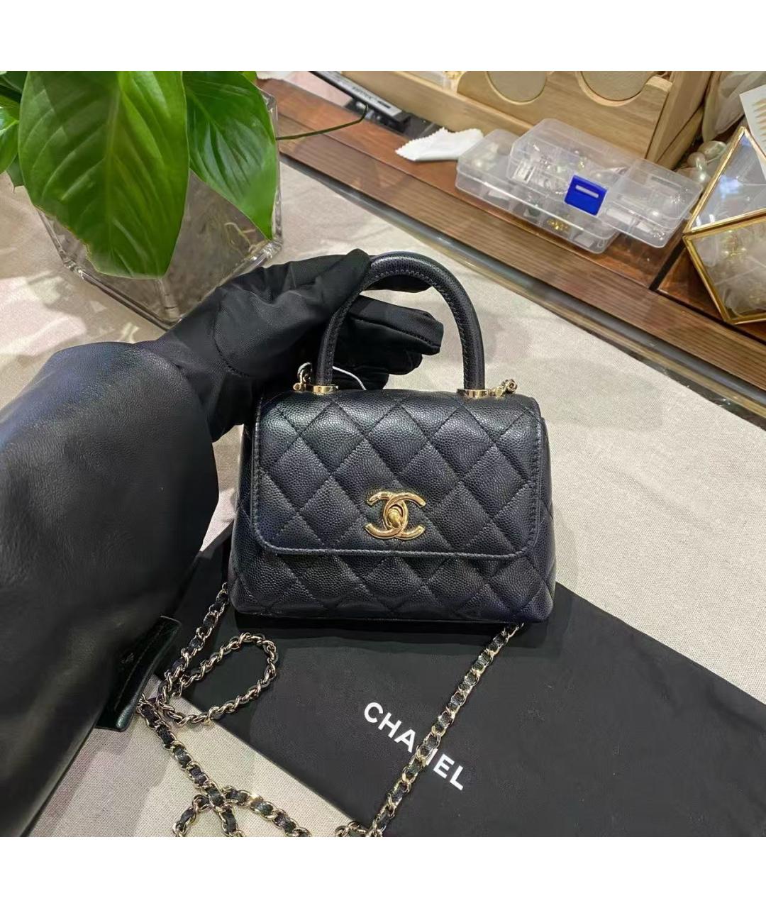 CHANEL Черная кожаная сумка через плечо, фото 3