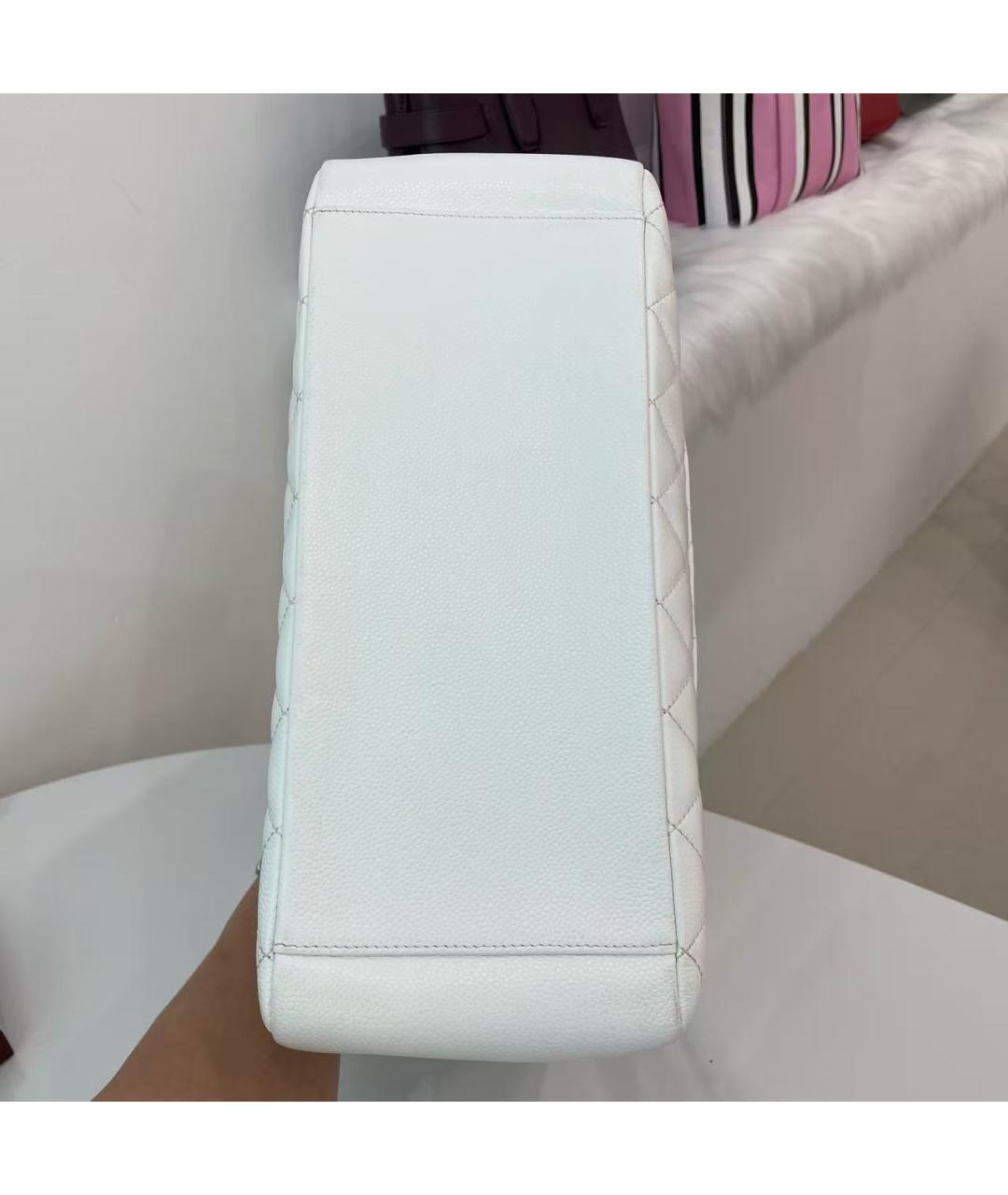 CHANEL Белая кожаная сумка тоут, фото 5