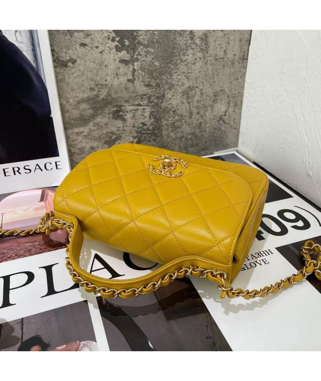 CHANEL Горчичная кожаная сумка через плечо, фото 4