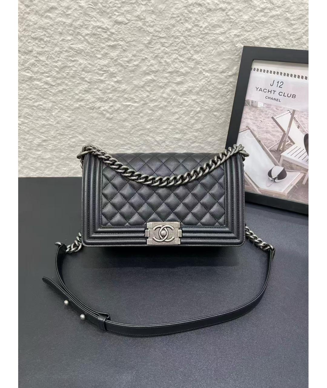 CHANEL Черная кожаная сумка через плечо, фото 2