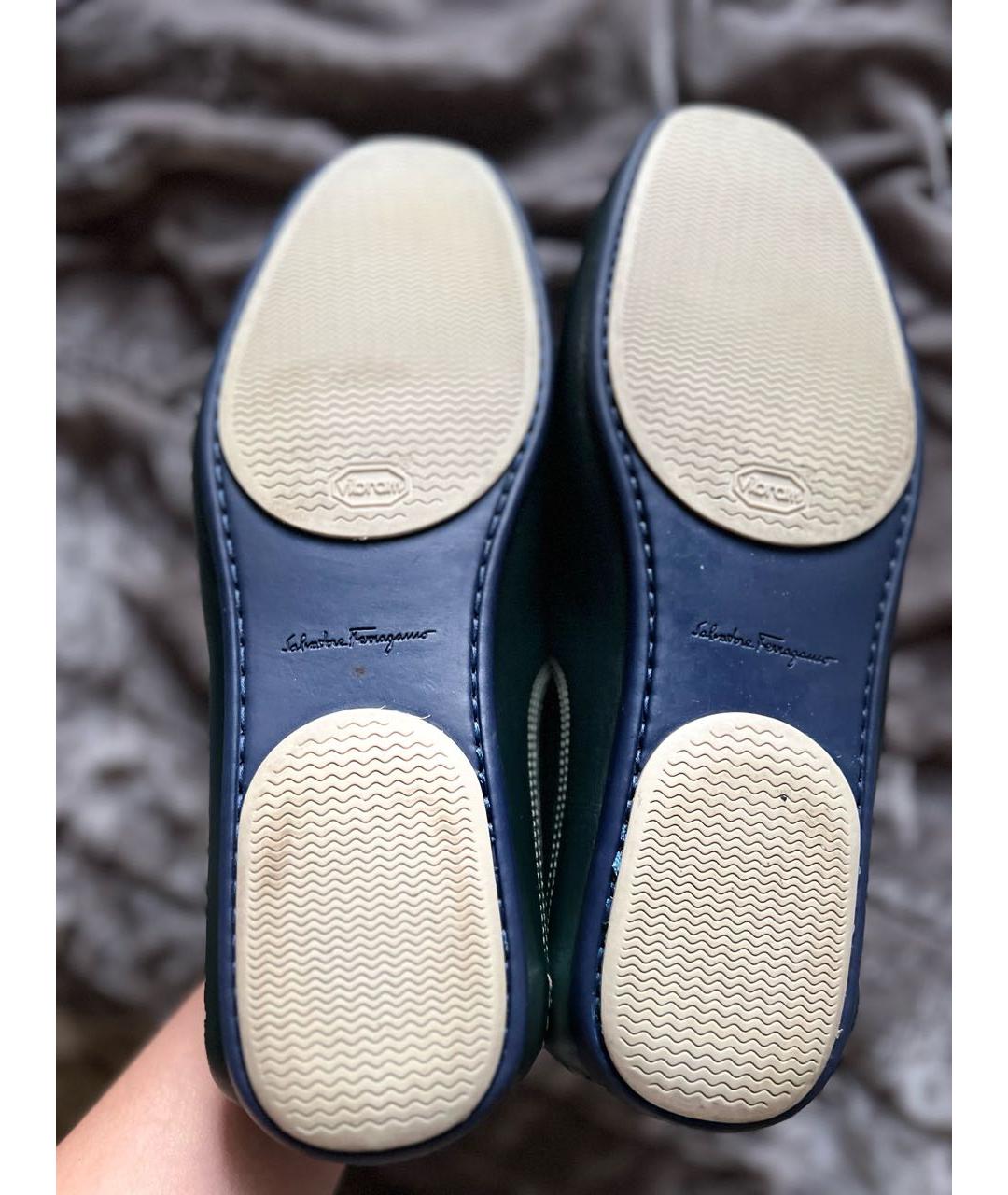 FERRAGAMO Зеленые кожаные мокасины, фото 3