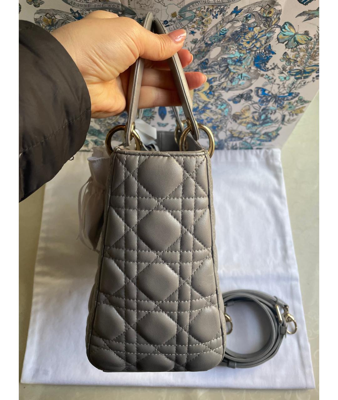 CHRISTIAN DIOR Серая кожаная сумка с короткими ручками, фото 4