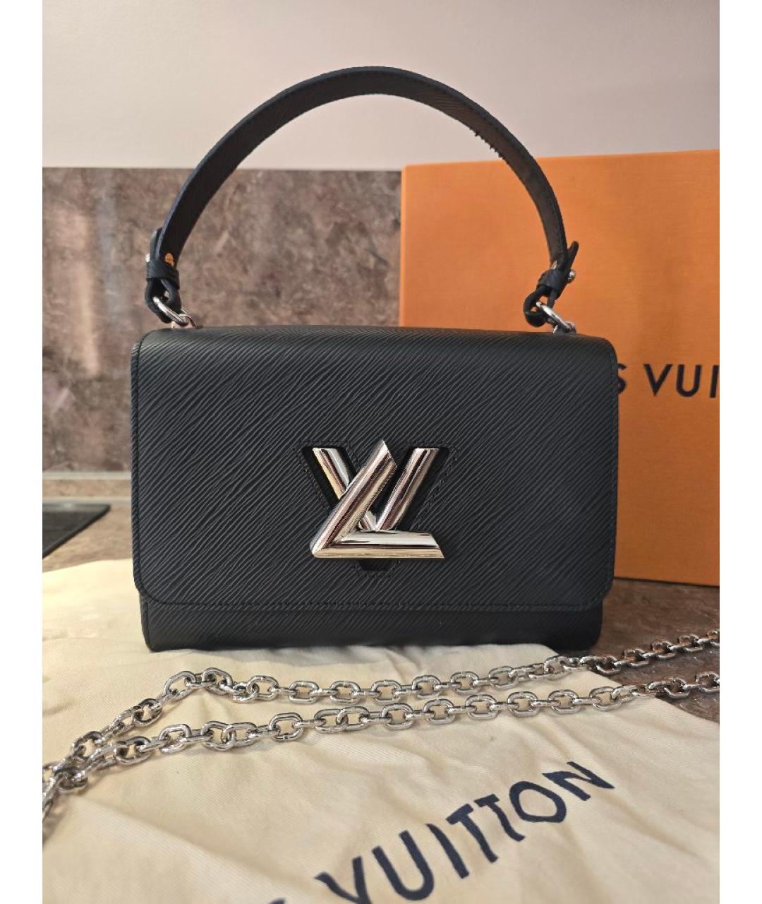 LOUIS VUITTON Черная кожаная сумка с короткими ручками, фото 9