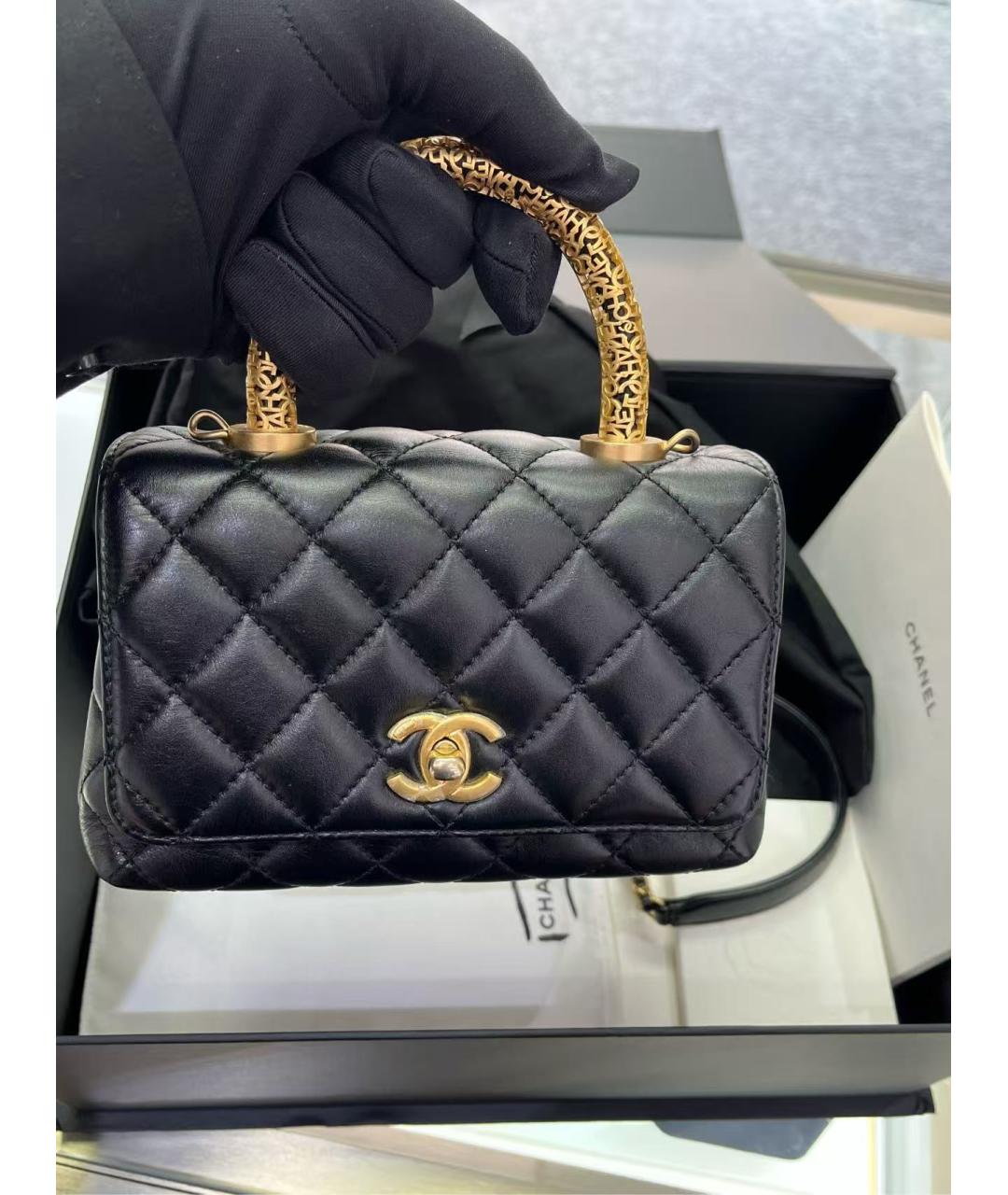 CHANEL Черная кожаная сумка с короткими ручками, фото 3