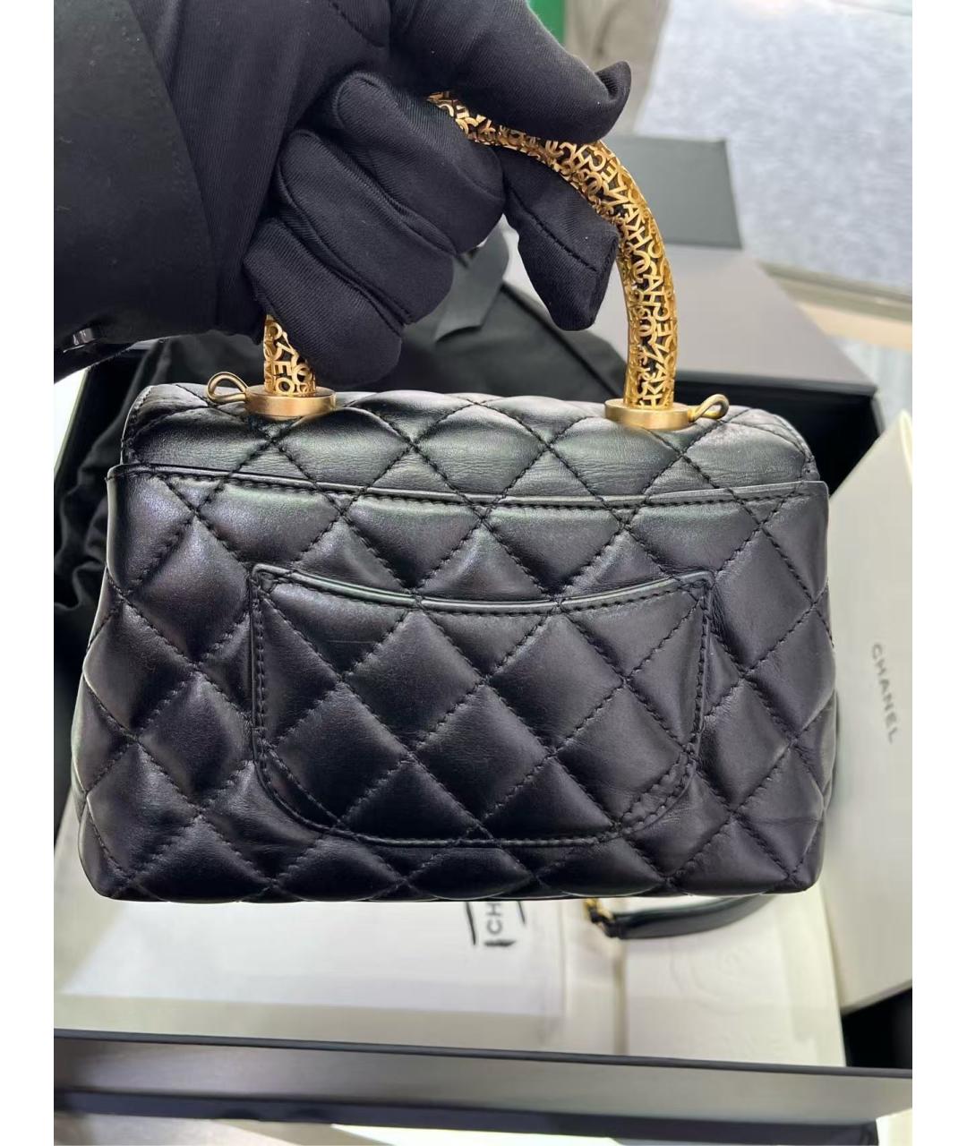 CHANEL Черная кожаная сумка с короткими ручками, фото 4