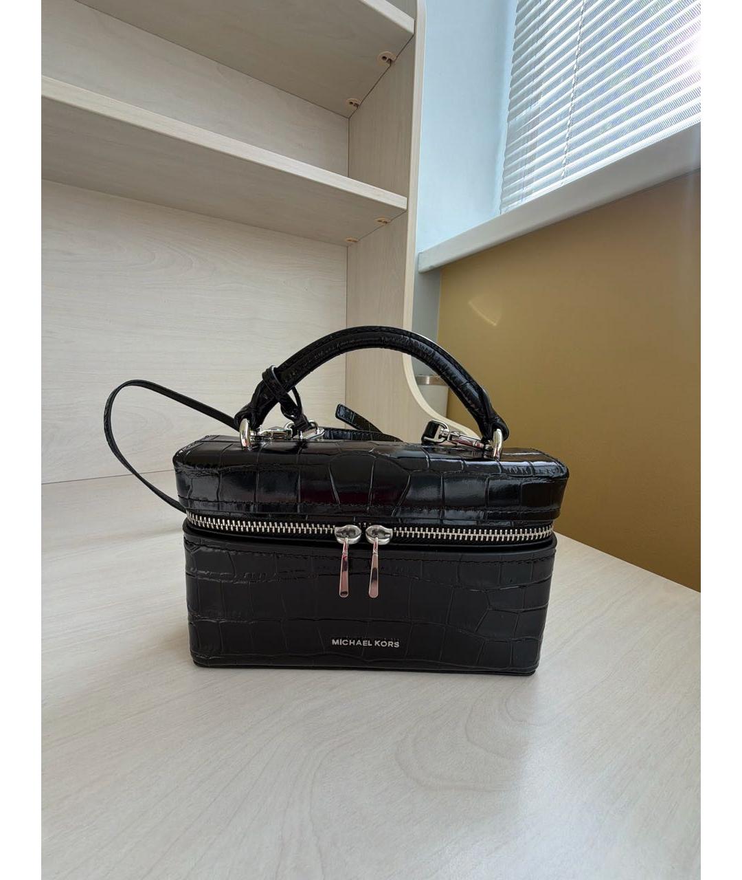 MICHAEL KORS Черная кожаная сумка через плечо, фото 5